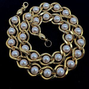 Vintage Luxury Estate Caged Faux Pearl Necklace Goldtone 18" Long.